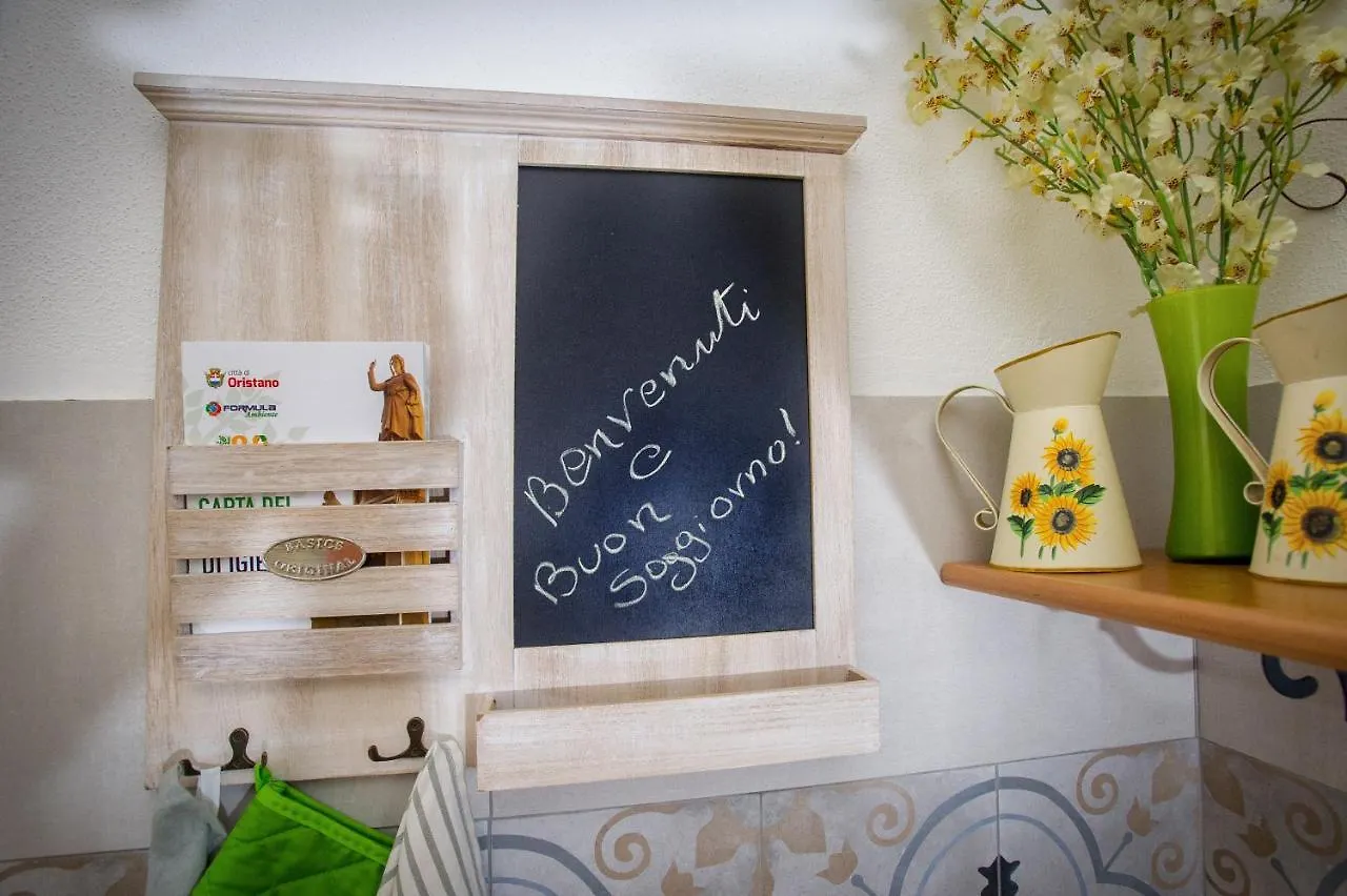 Holiday Room Sa Tebia Oristano Bed & Breakfast